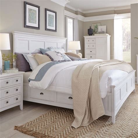 White Master Bedroom Furniture
